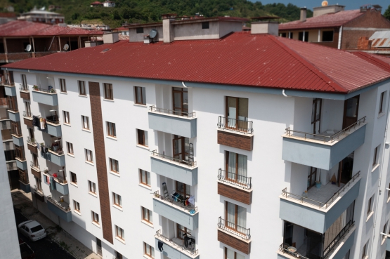 Hayat Apartmanı